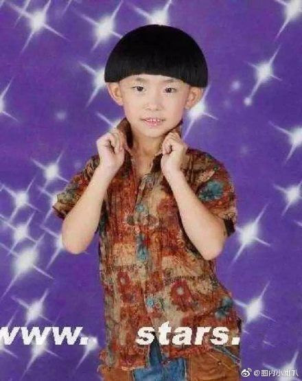  95花们的幼崽时期,王楚然像钟丽缇的女儿,刘浩存真是女大十八变