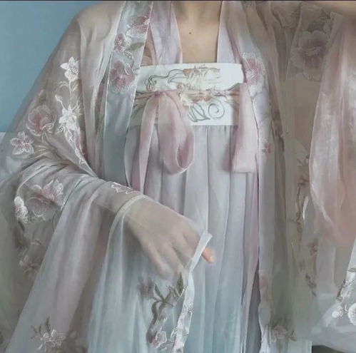 真人女生头像被温柔的人用灼热的爱浇灌着