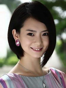  这是戚薇怎么她的脸和发型说变就变