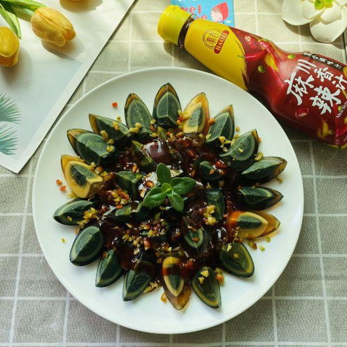  豪吉川香美味舌尖上的美食麻辣鲜香的凉拌皮蛋,好吃又爽口