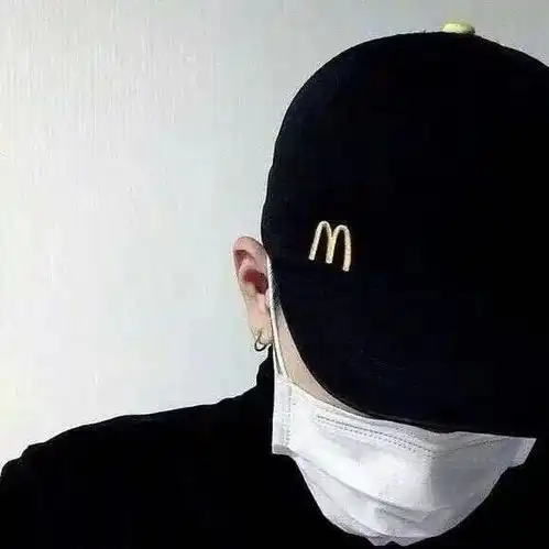 请问下这个是情侣头像吗,谁有另一半 请问下这个是情侣头像吗,谁有另一半