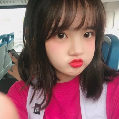  百看不厌的温柔干净女生头像图片