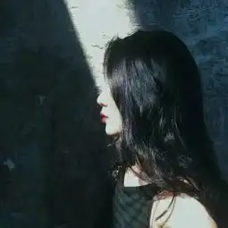  64岁的赵雅芝,不老女神有秘密口服化妆品