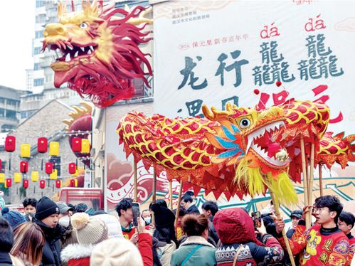  在百年里分新潮游10万余人次打卡保元里