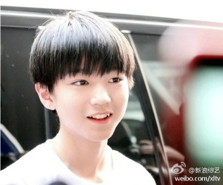 tfboys成员罕见私照王俊凯王源画风太美了