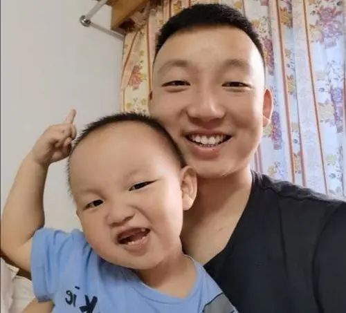  姚策尸骨未寒,杜新枝熊磊联合薅羊毛,白岩松四字道出真相