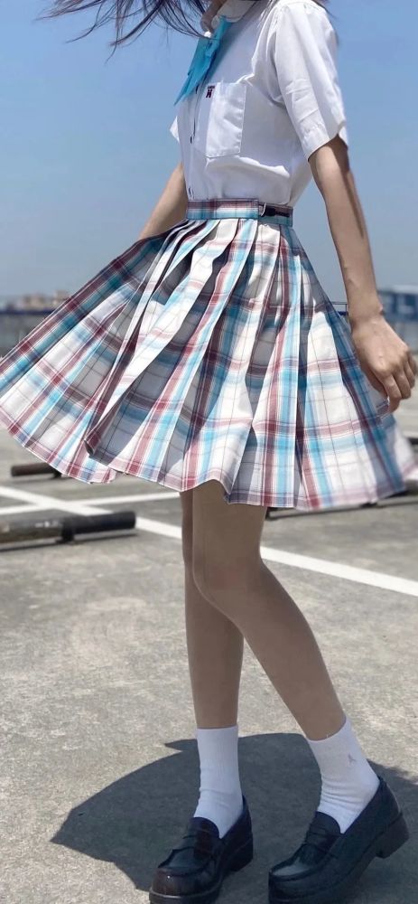  高清手机壁纸好看的jk小姐姐
