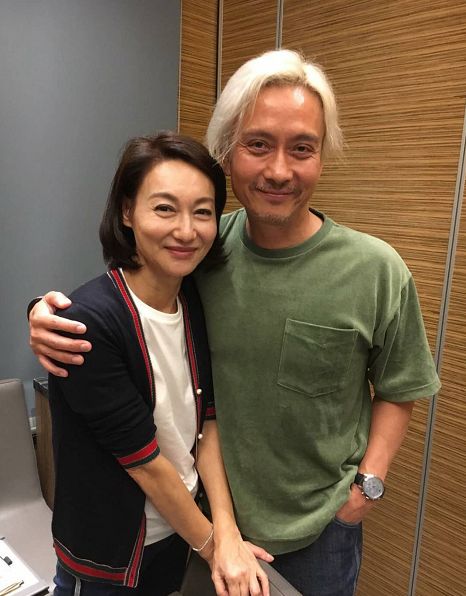 被遗忘的影帝,力压张国荣,冲进火场救人毁容,今给鲜肉作配