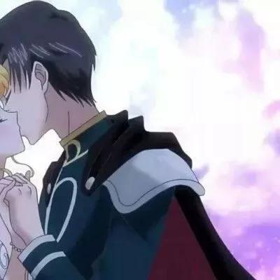  情侣头像美少女战士