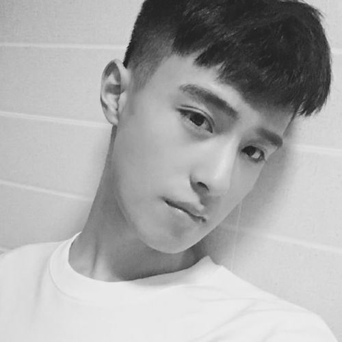  骚气迷人