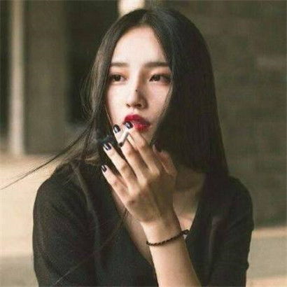 有心事的女生头像,伤感孤独的女生没有了气质