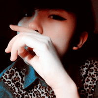  甜甜圈般的糖果色情侣头像只愿为你从容绽放