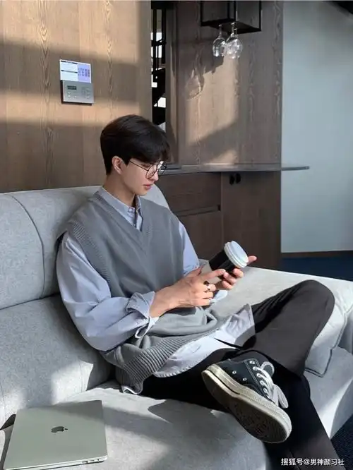 清爽又有氛围感,我真的很喜欢穿韩系风的男人  清爽又有氛围感,我真的很喜欢穿韩系风的男人