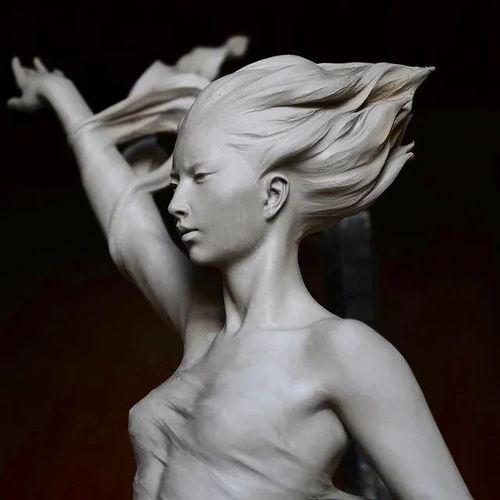  人体雕塑清纯与性感并存,细节中藏着魔鬼
