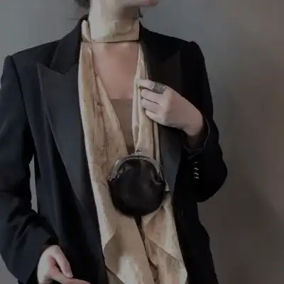 高冷时尚部位女头黑色西服酷女生头像我要个性网  高冷时尚部位女头黑色西服酷女生头像我要个性网
