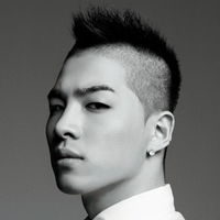  韩版风格的帅气男孩头像