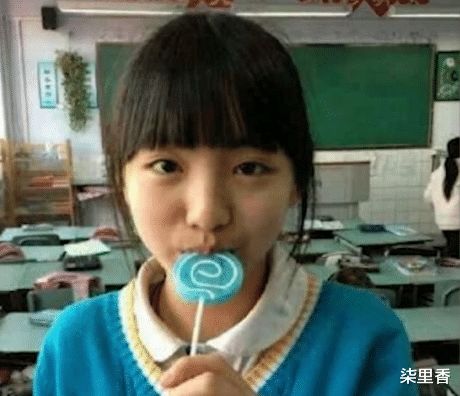  红遍全网的剪刀手女孩,如今已长大,当初说要娶她的人呢