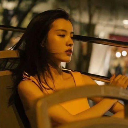  丧到极致的抑郁文案他说晚安只是为了让你闭嘴