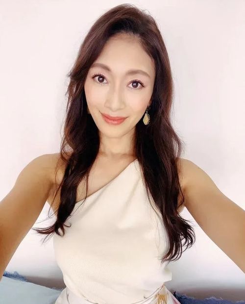  明星档案第95期小早川怜子reikokobayakawa个人资料简介及作品写真图片