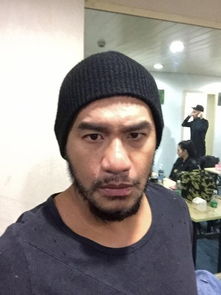  谁有张震岳头像,给几张好么我要当qq头像谢