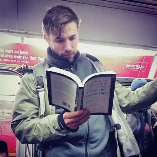  地铁偷拍网站女生和基友的福利