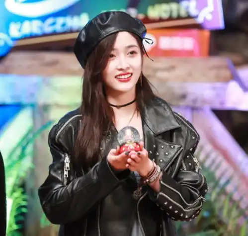 甜美系女孩如何养成看完吴宣仪的穿搭,你也能又美又甜 甜美系女孩如何养成看完吴宣仪的穿搭,你也能又美又甜