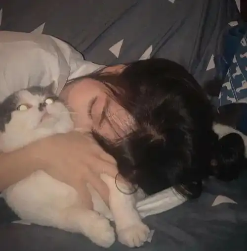 女生头像远方成了苟且,你是我眼前的诗 女生头像远方成了苟且,你是我眼前的诗