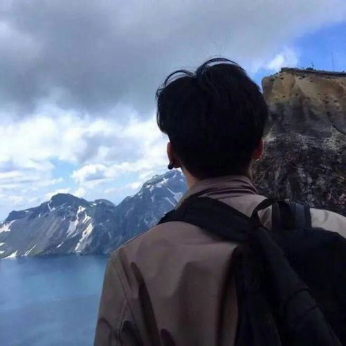 8张超帅的冷酷背影男生头像 8张超帅的冷酷背影男生头像