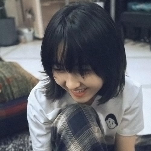  头像国民妹妹张子枫3.0