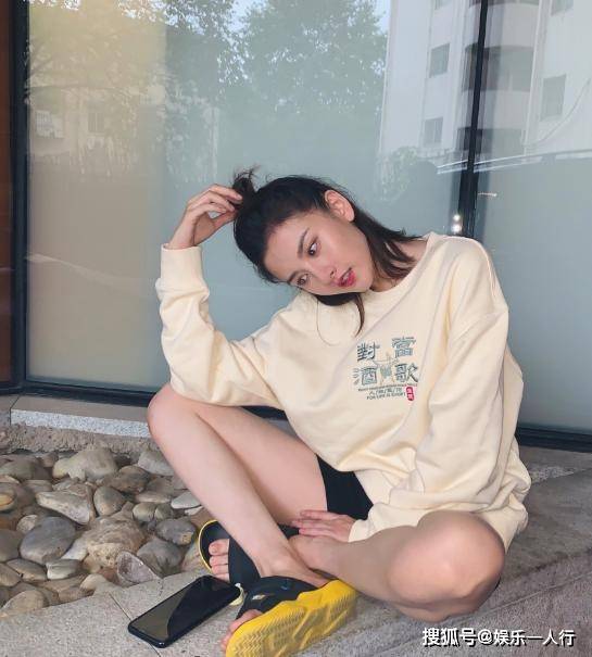  带你看看宋祖儿的豪宅,才22岁就是人生赢家,全屋面积也太大了