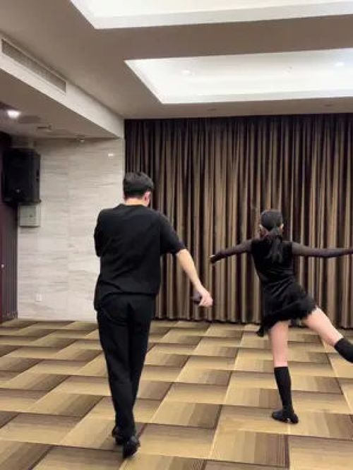  原来我改组合得时候这么魔性拉丁舞六亲不认的步伐