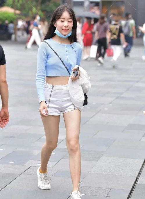  时髦个性的瑜伽裤显得优雅大气,彰显民国名媛风采,唯美俏皮