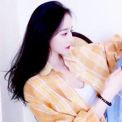  美女头像图片高清侧脸软萌少女范但又成熟漂亮的