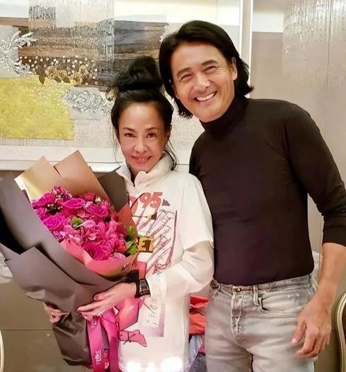 如今才明白,为何陈荟莲不漂亮,不讨婆婆喜欢,依旧被发哥宠37年