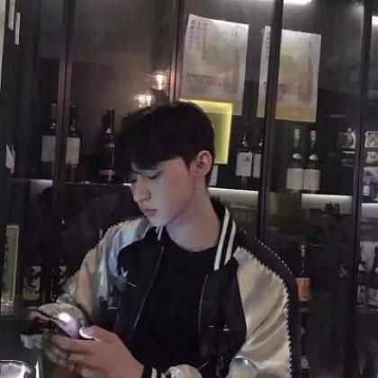  男生伤感颓废头像,你不在我身边淡出我的生活了