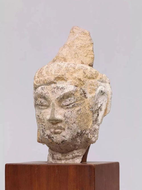  太原天龙山石窟佛教造像艺术