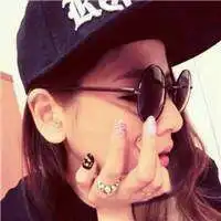  戴眼镜的女生头像霸气微信头像图片大全