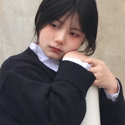  黑暗中有一束光被称为救赎女生头像我要个性网