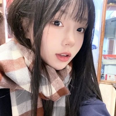  看起来特别暖和的冬日雪地女头,y微信头像我要个性网