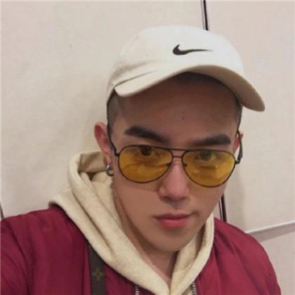  个性潮流男生头像高冷高清,这种酷酷的潮范是装不来的