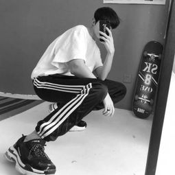 帅哥真人头像非主流黑白