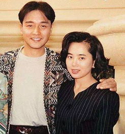  何猷君算啥,他爸和他姐的娱乐圈故事才是真精彩
