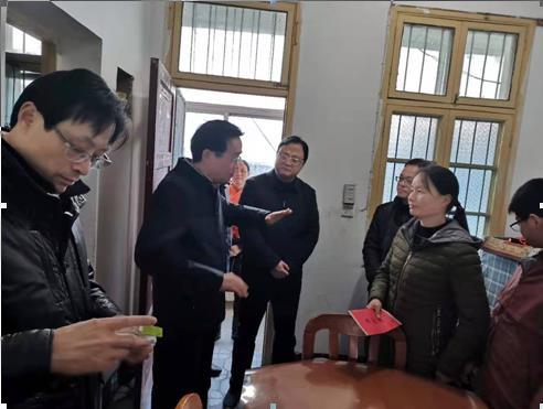  无城镇城东社区寒冬寄情送温暖新春慰问暖人心