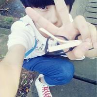  求个相似的女头像,没有的diy也可以