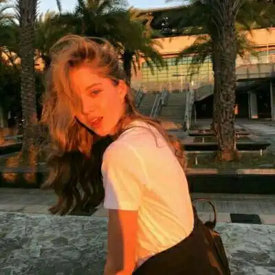  微信头像女背影气质女人背影高清图片大全