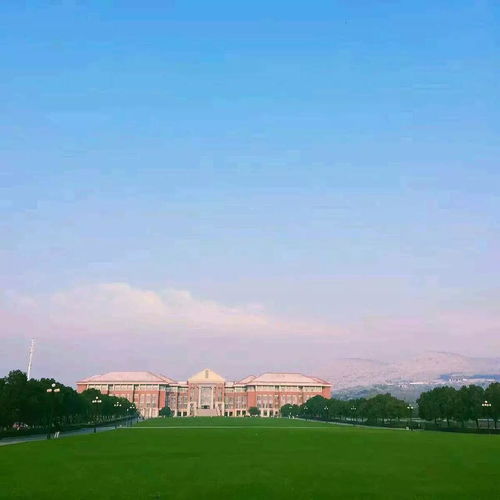  欢迎来到中国传媒大学南广学院雪山度假区