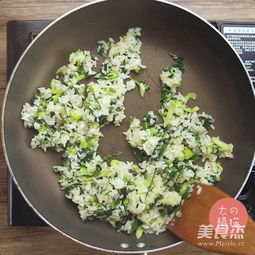  中华小当家里的3种炒饭太阳猫早餐的做法中华小当家里的3种炒饭太阳猫早餐怎么做