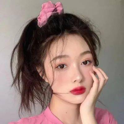  女生头像霸气时尚女生头像
