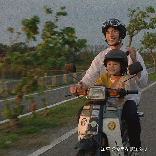  微信头像背景很久不换,朋友圈很少发动态的女生,是不是很难相处