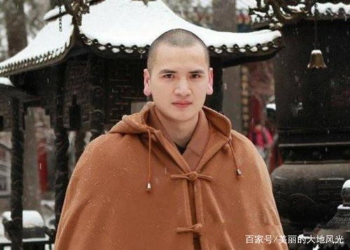  此人考上公务员之际看破红尘,因为长相太帅被人们称为唐僧